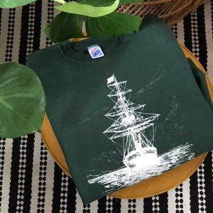 Vintage green 1980's sweatshirt!